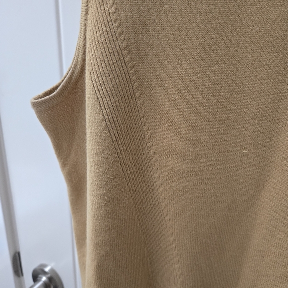 Marla Wynne Knit Top Size M - Picture 7 of 10